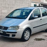 Fiat Idea 1.3 Multijet 16V 70 CV BlackStar