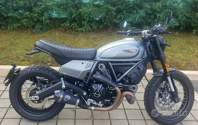 Scrambler ducati 800