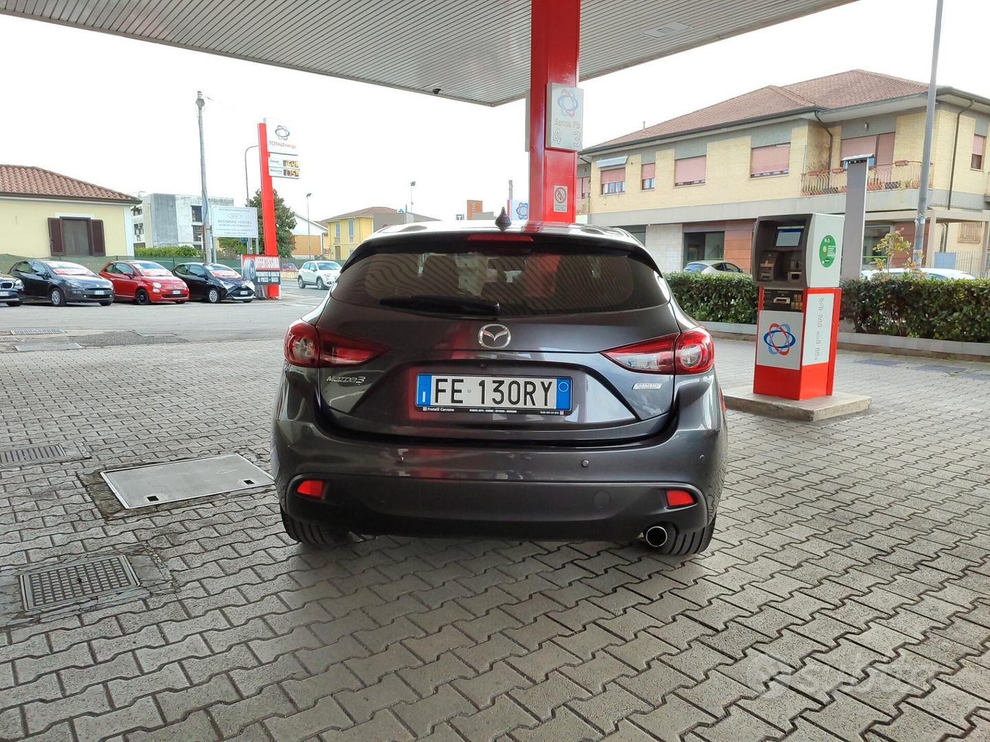 Mazda 3 2016 photo 4
