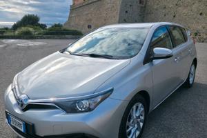 Toyota Auris hybrid