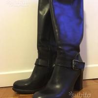 Stivali neri Cinti nuovi