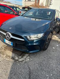 MERCEDES- BENZ CLASSE A 180