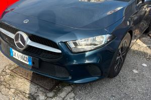 MERCEDES- BENZ CLASSE A 180