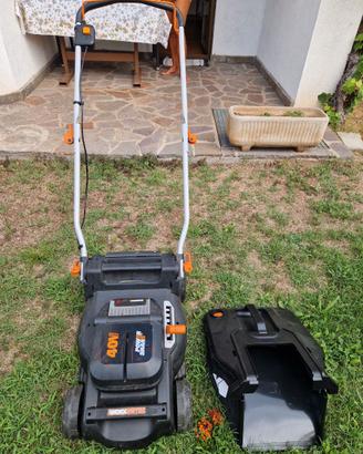 Tagliaerba a batteria Worx Nitro WG737E