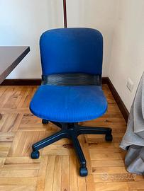Sedia ufficio girevole con ruote