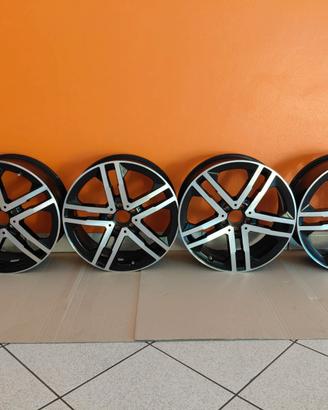 Cerchi 19 Pollici Mercedes GLB e GLA .