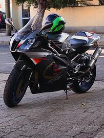 Aprilia RSV 1000
