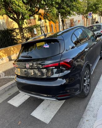 Fiat tipo cross 1.6 130 cv