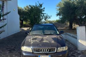 AUDI A4 1ª serie - 1999