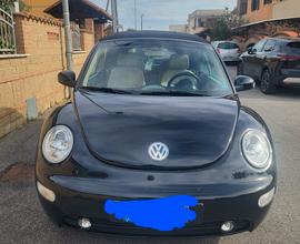 VOLKSWAGEN New Beetle - 2004