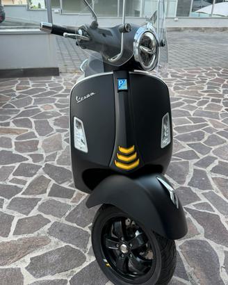 Vespa 300 super tech