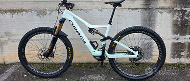 Orbea Rise M10 Carbon e-bike