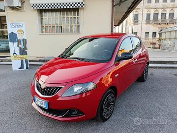 Lancia Ypsilon 1.2 69 CV 5 porte GPL Gold