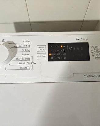 lavatrice Electrolux 1-7kg autosense 