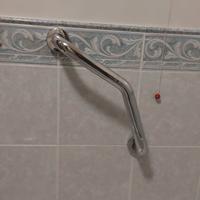 maniglioni per bagno 