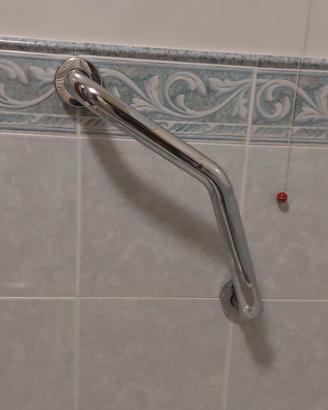 maniglioni per bagno 