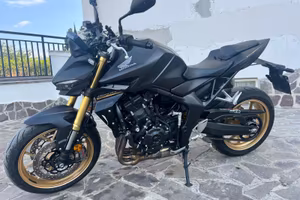 honda hronet 1000 sp