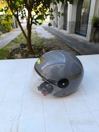 casco per scooter 