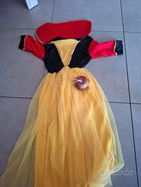 Vestito carnevale Biancaneve.  €8