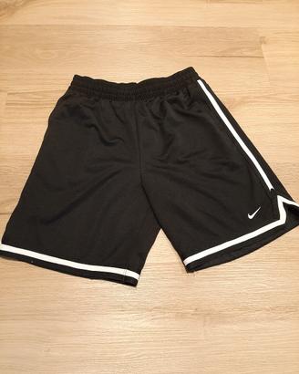 pantaloncini nike