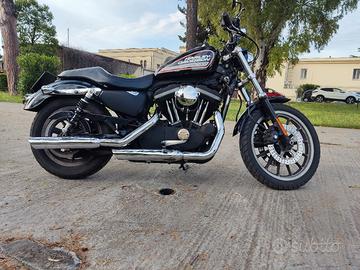 HARLEY DAVIDSON 883R Roadster