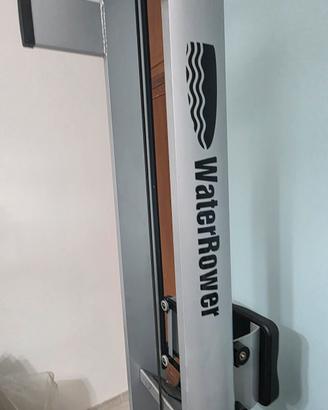 vogatore ad acqua waterrower
