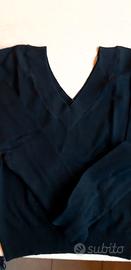 Maglione nero donna con scollo a V