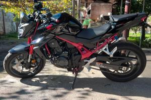 CB HORNET 750 anno 2024