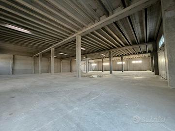 CAPANNONE A ROMANO DI LOMBARDIA