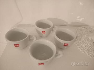 Tazze cappuccio Illy