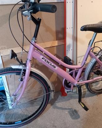 bicicletta da donna o ragazza ruote da 24 