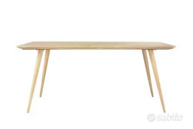 Tavolo sala da pranzo