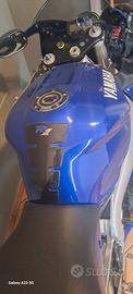 Moto Yamaha r1