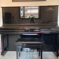 pianoforte verticale Yamaha