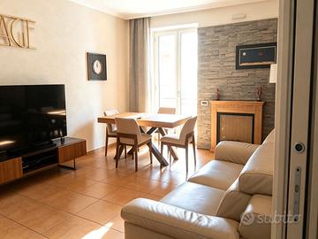 Trilocale 105 mq ristrutturato, ampie balconate