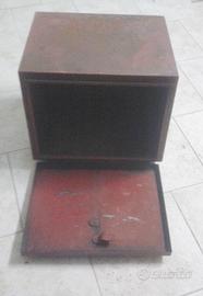 cassetto porta atrezzi