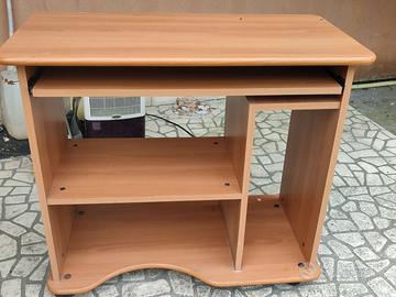 Tavolo  per PC fisso