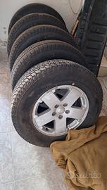 Cerchi e gomme Wrangler JK