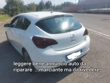 Opel  Astra 1.4 turbo benzina 140c