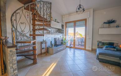 APPARTAMENTO RISTRUTTURATO IN CENTRO