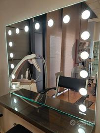 postazione trucco professionale 