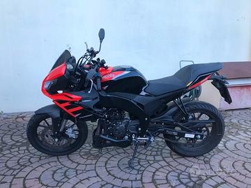 aprilia tuono 125