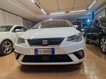 Seat Ibiza 1.0 TGI 5 porte FR, ok neopatentati