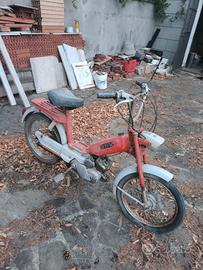 Motoretta BMW 50cc rossa d'epoca vintage usata