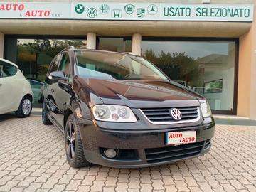 Volkswagen TOURAN 1.9TDI 101CV HIGHLINE EURO4 UNIP