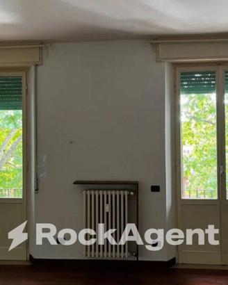 PARMA - CITTADELLA- APPARTAMENTO RISTRUTTURATO CON