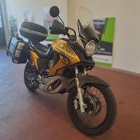 HONDA Transalp XL 700 V .