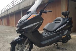 MBK Skyliner 250 - Majestic 250