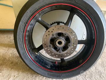 cerchio posteriore Yamaha R6 2008