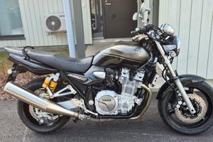 Yamaha XJR 1300 - 2010